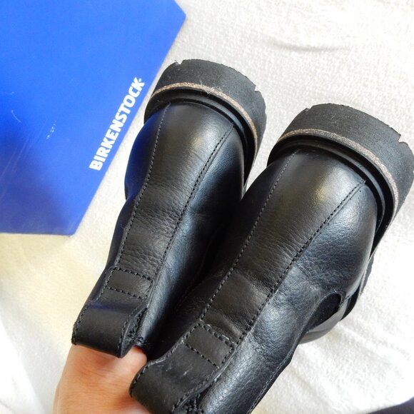 Women's Birkenstock Boots Highwood black leather chelsea 38 7-8 WORN 1X - Picture 6 of 16